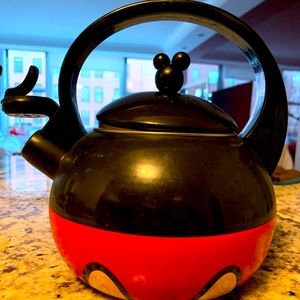 Mickey Mouse kettle